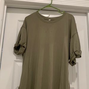 Size large short sleeve dress with pockets
